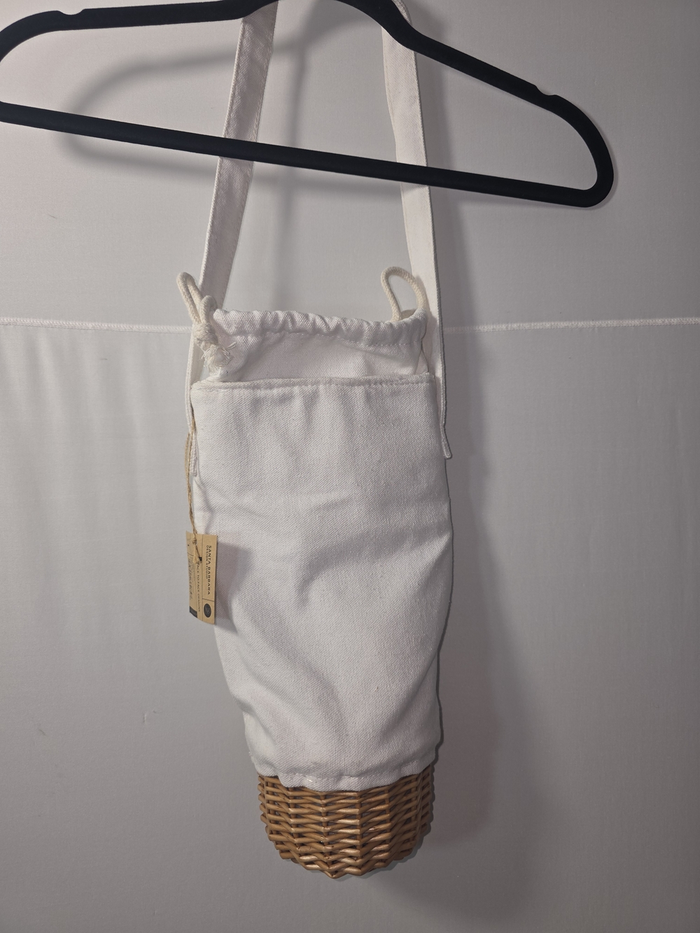 PRIVATE PARTY White Canvas and Wicker Drawstring Crossbody Bottle Bag - Picture 3 of 11